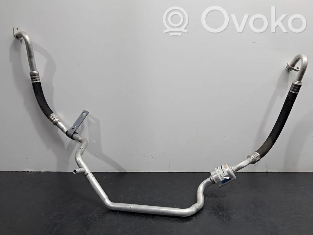 Peugeot 208 I Ilmastointilaitteen putki (A/C) 
