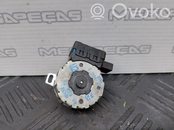 Gaisa vārsta motoriņš   8391371,0285908