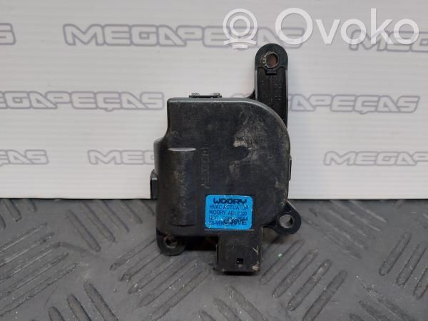 Motor/activador trampilla de calefacción   D266AP6AA