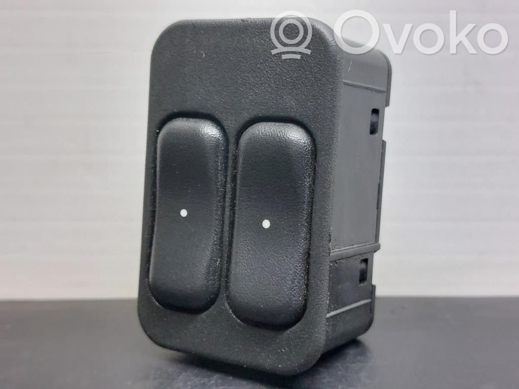 Electric window control switch   13363202