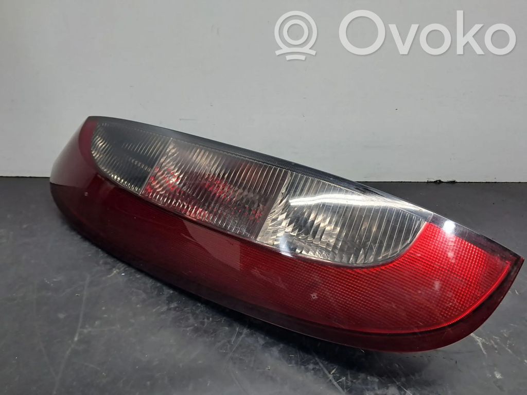 Tailgate rear/tail lights   89302171