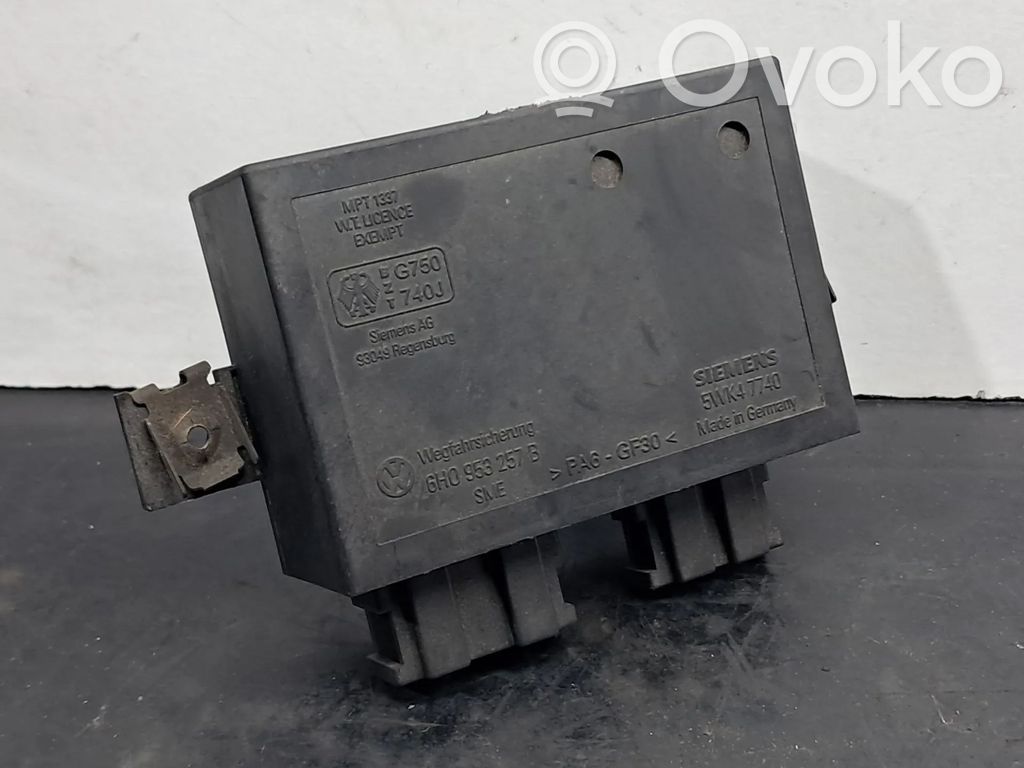 Ignition-blocking relay   6H0953257B