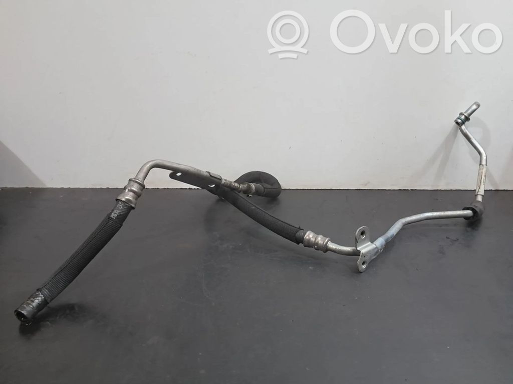 Ohjaustehostimen letkusto   8R1422891K,8R1422891AN