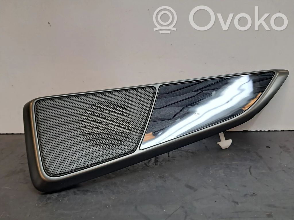Lexus NX Listwa drzwi tylnych 