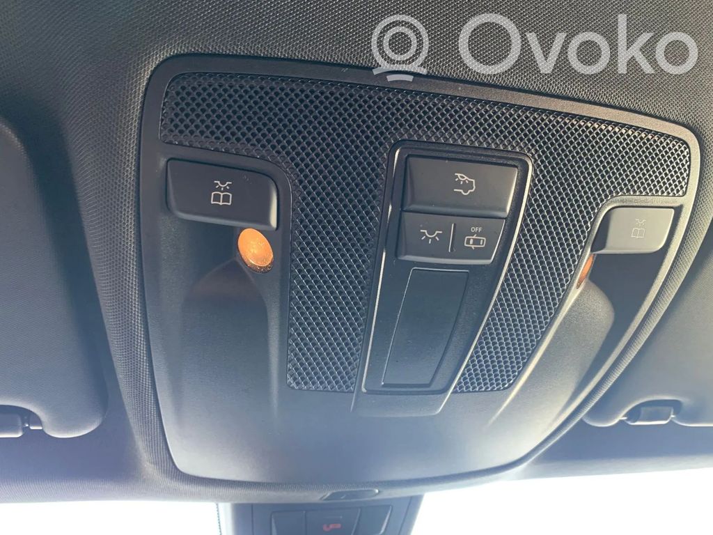 Mercedes-Benz A W176 Panel oświetlenia wnętrza kabiny