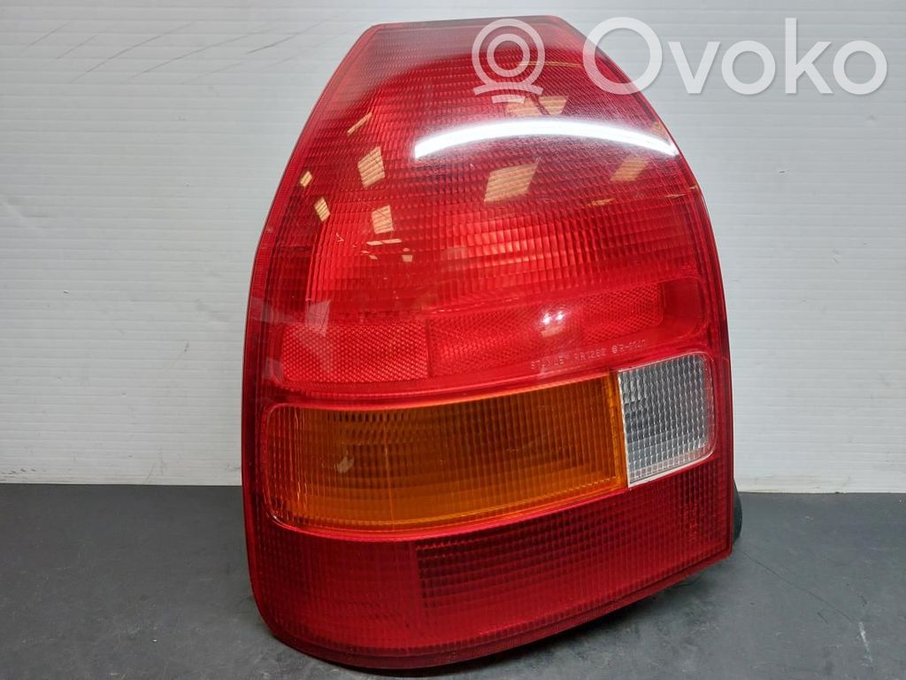 Honda Civic Luci posteriori del portellone del bagagliaio 