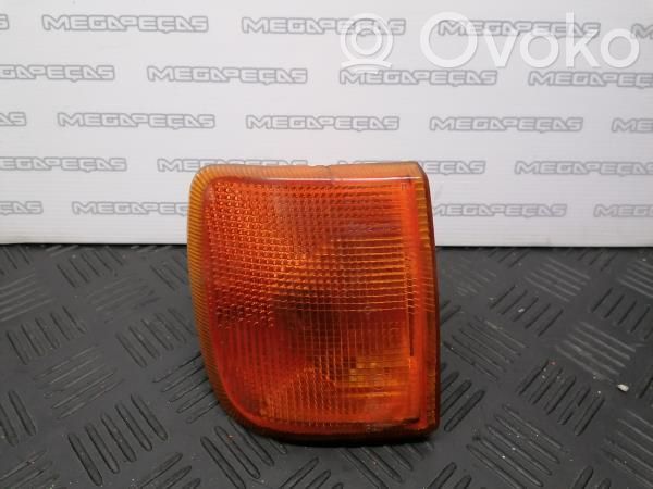 Ford Courier Blinker vorne Stoßstange 