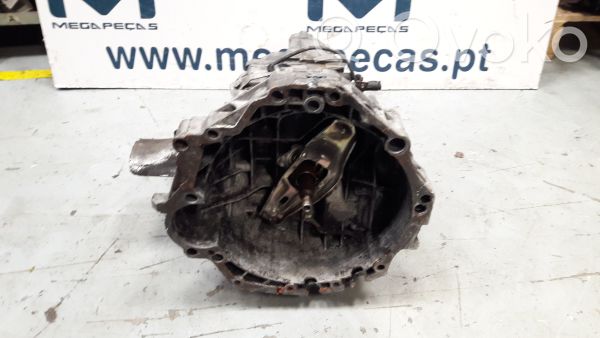Volkswagen PASSAT B5 Scatola del cambio manuale a 5 velocità 