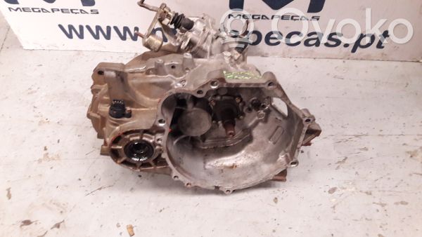 Mitsubishi Lancer Cutie viteze manuală cu 5 trepte 