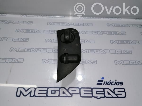 Volkswagen Polo III 6N 6N2 6NF Interruttore luci