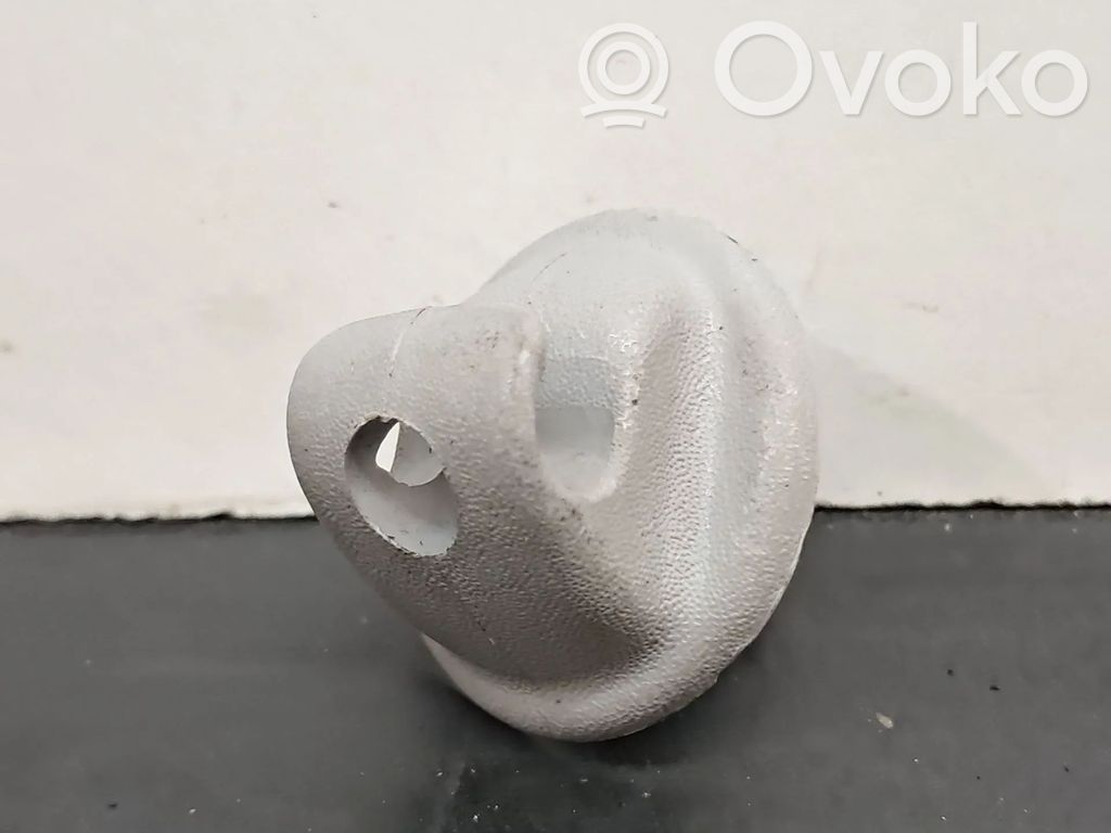 Sun visor clip/hook/bracket