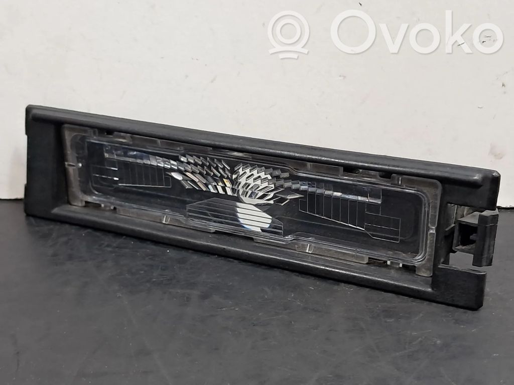 Dacia Spring Éclairage de plaque d'immatriculation 