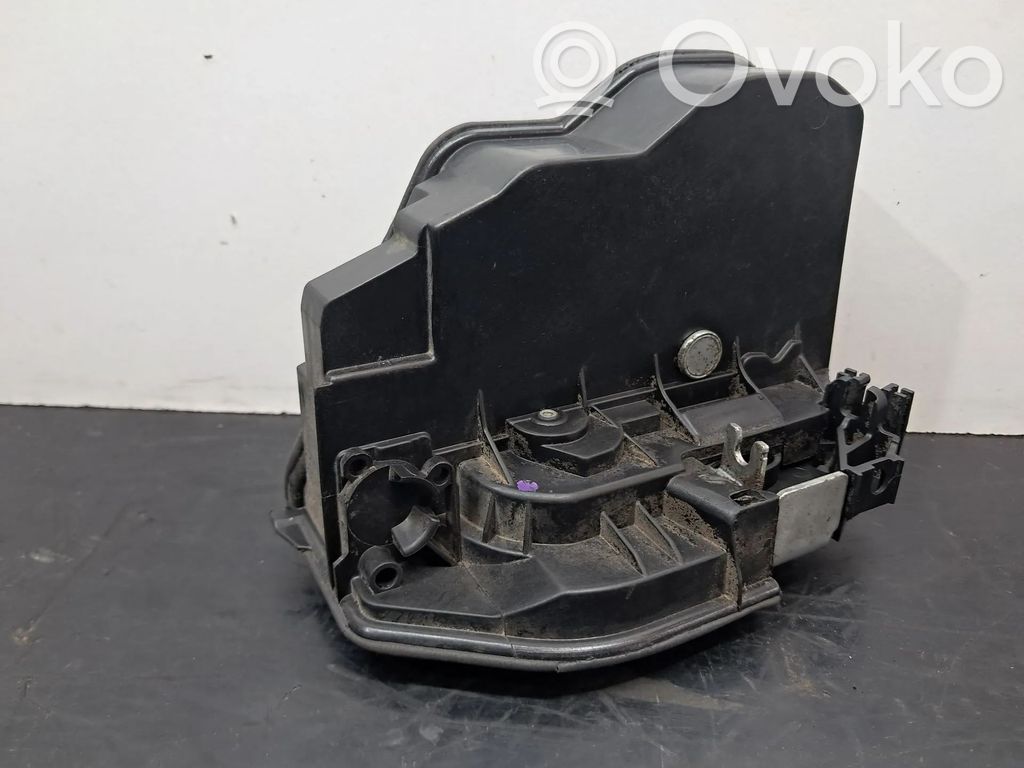 BMW 1 F20 F21 Zamek drzwi przednich 