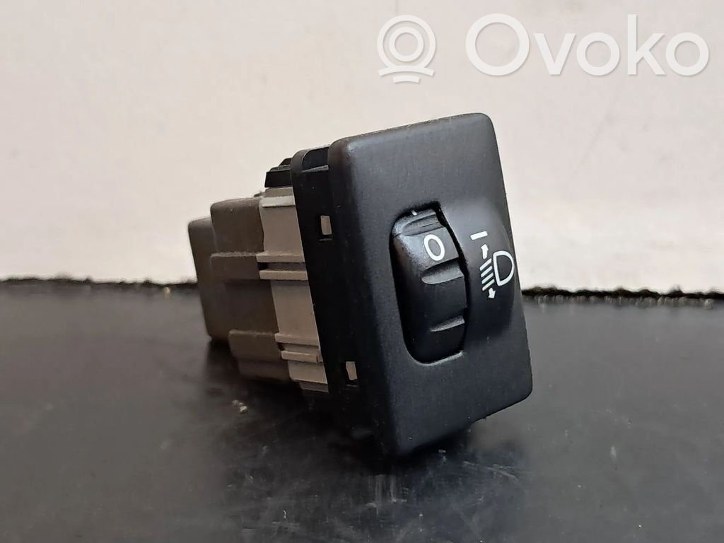 Comutator lumini   8415202040,8415202040