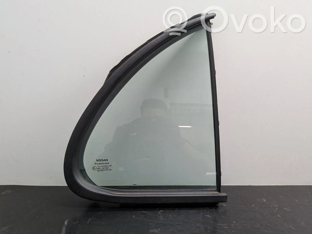 Nissan Micra Vidrio lateral trasero