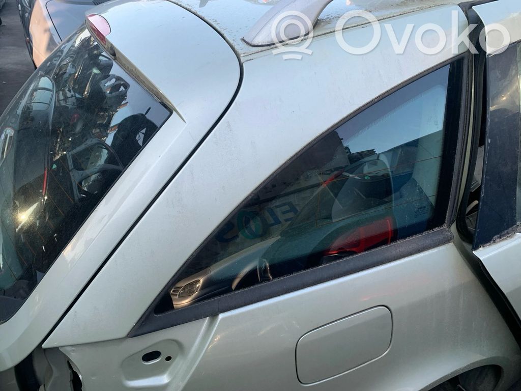 Renault Laguna II Geam lateral spate 