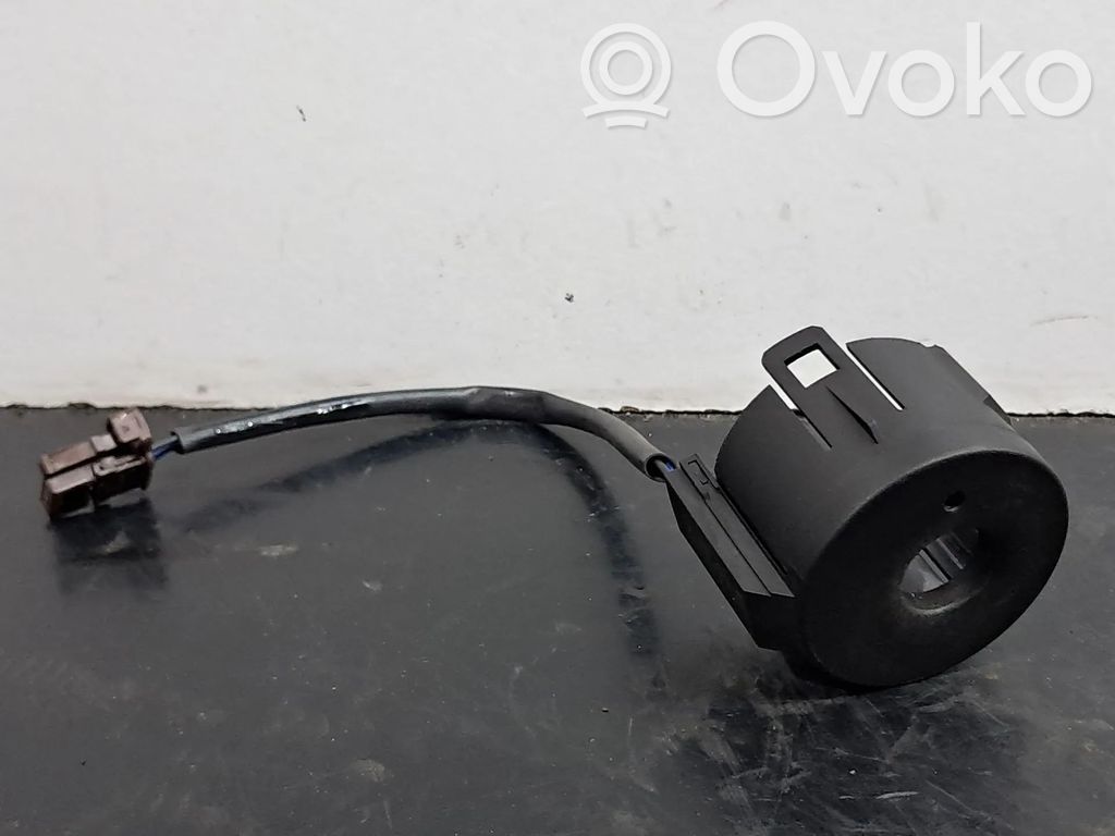 Peugeot 208 I Antenos stiprintuvas 