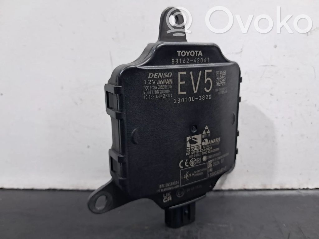 Toyota RAV 4 (XA50) Sensor de radar Distronic 