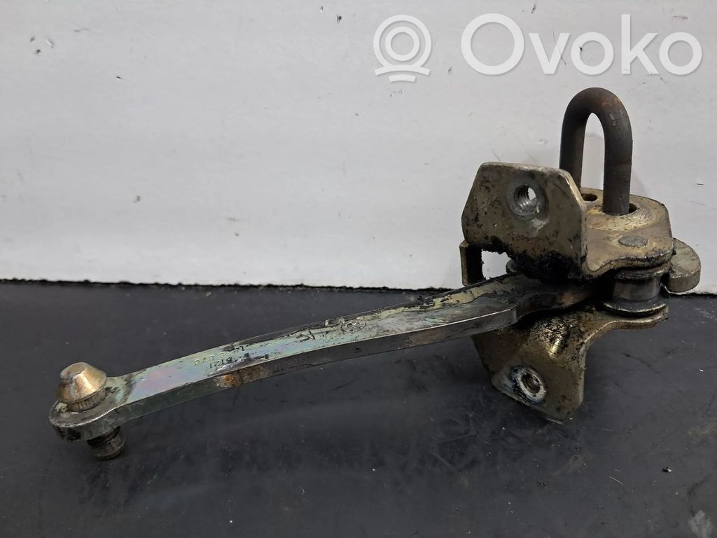 BMW 5 E34 Front door check strap stopper 