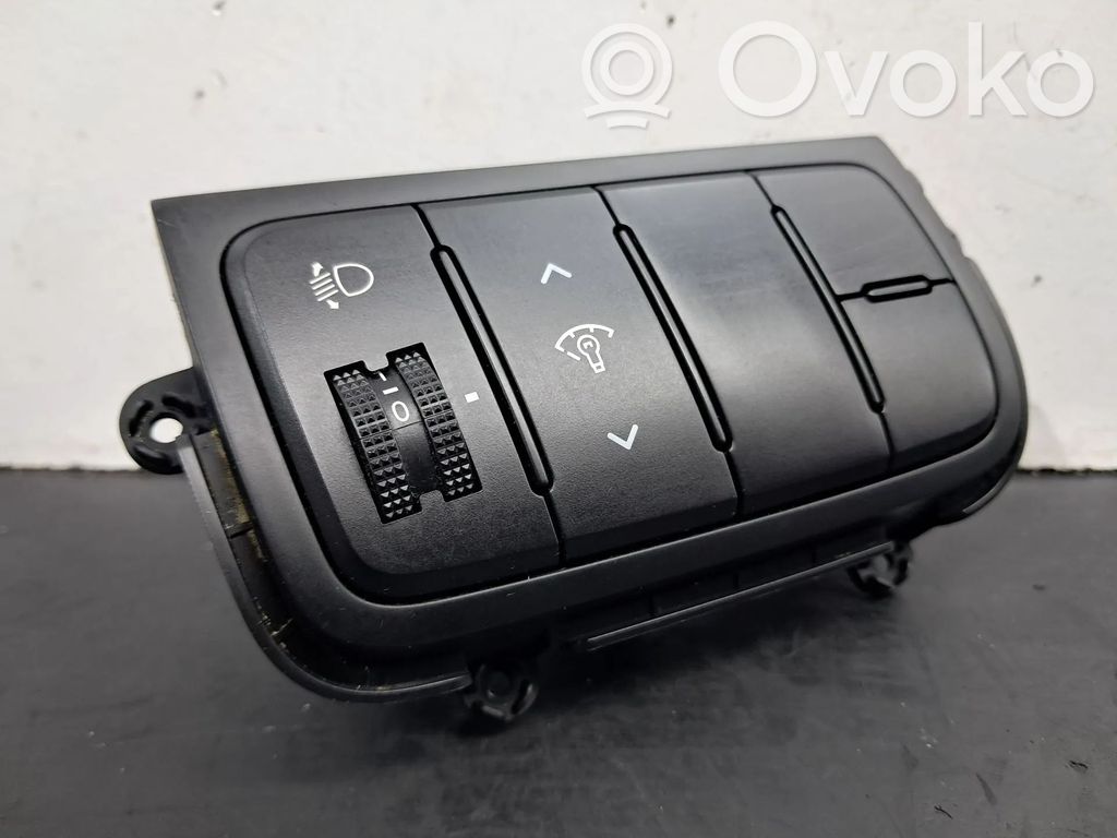 Lukturu slēdzis   93300A2100WK,93300A2100WK