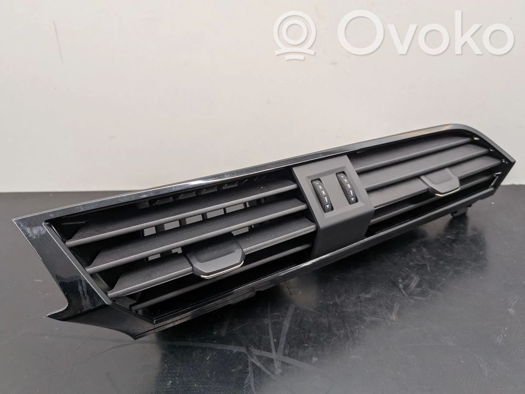 Audi RS Q3 Griglia di ventilazione centrale cruscotto 