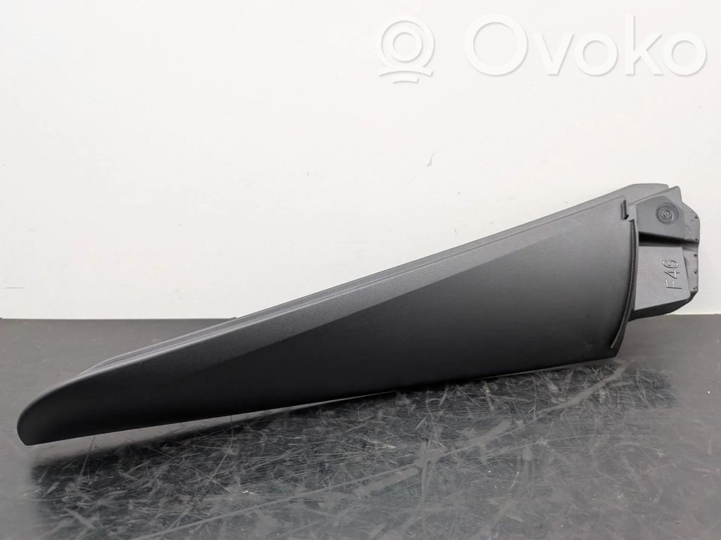 BMW 2 F46 Alte piese de interior 
