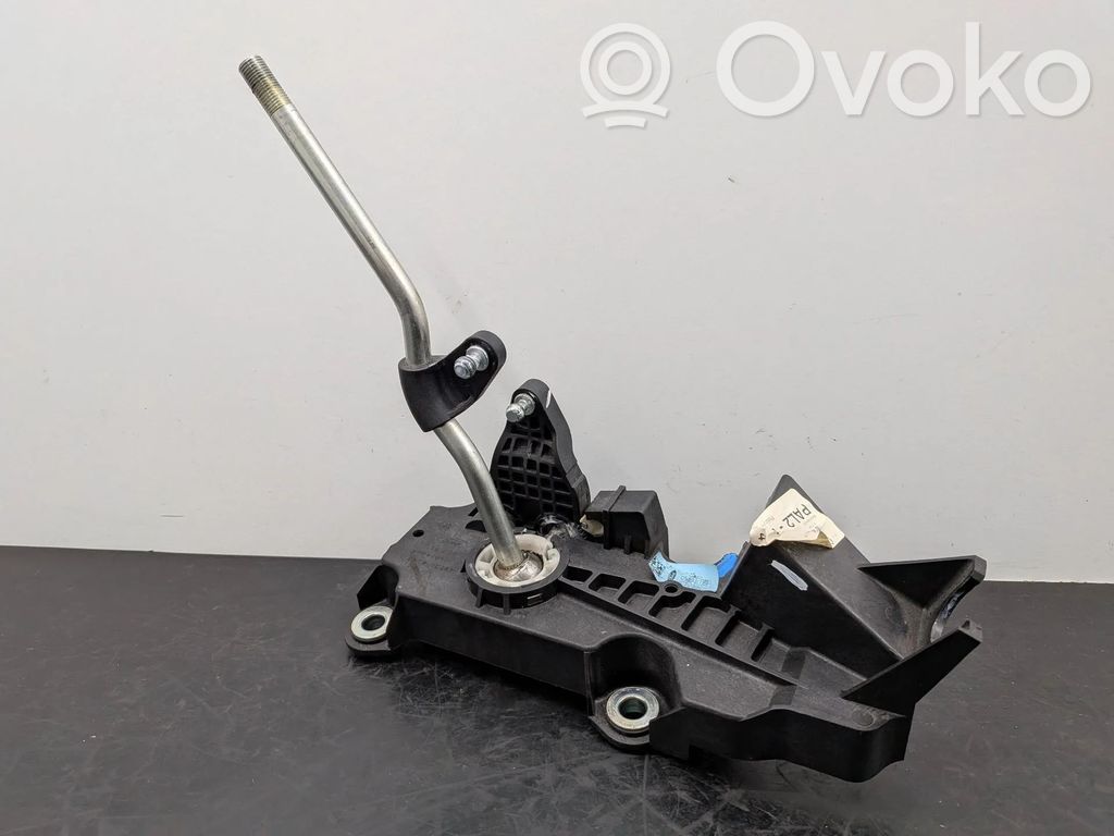 Gear shifter/selector   4M5R7C453EA