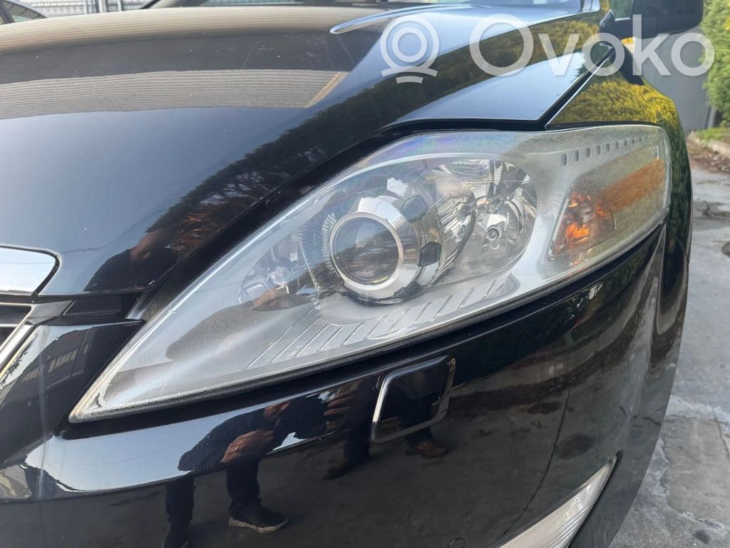 Ford Mondeo MK IV Lampa przednia 