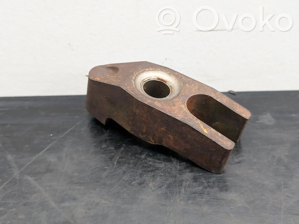 Toyota Yaris Base (soporte) 