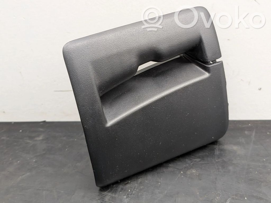 Otros repuestos del interior   5K0857781