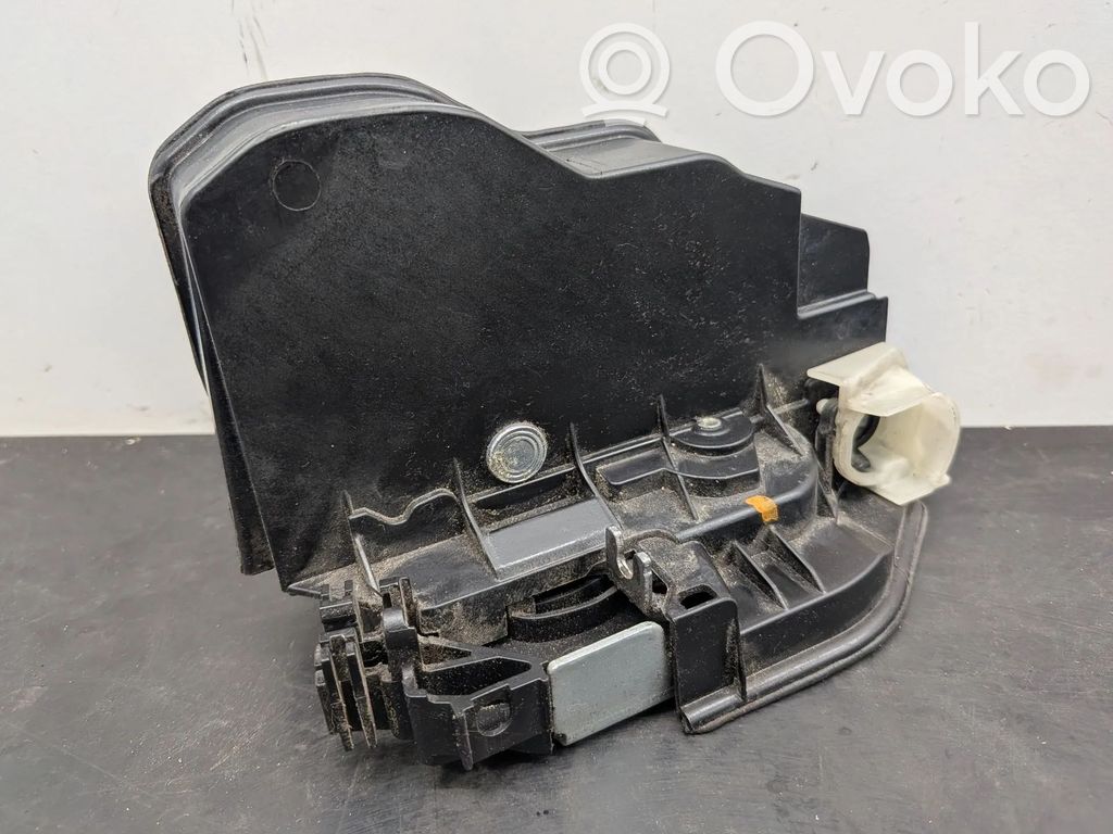 BMW 3 F30 F35 F31 Front door lock 