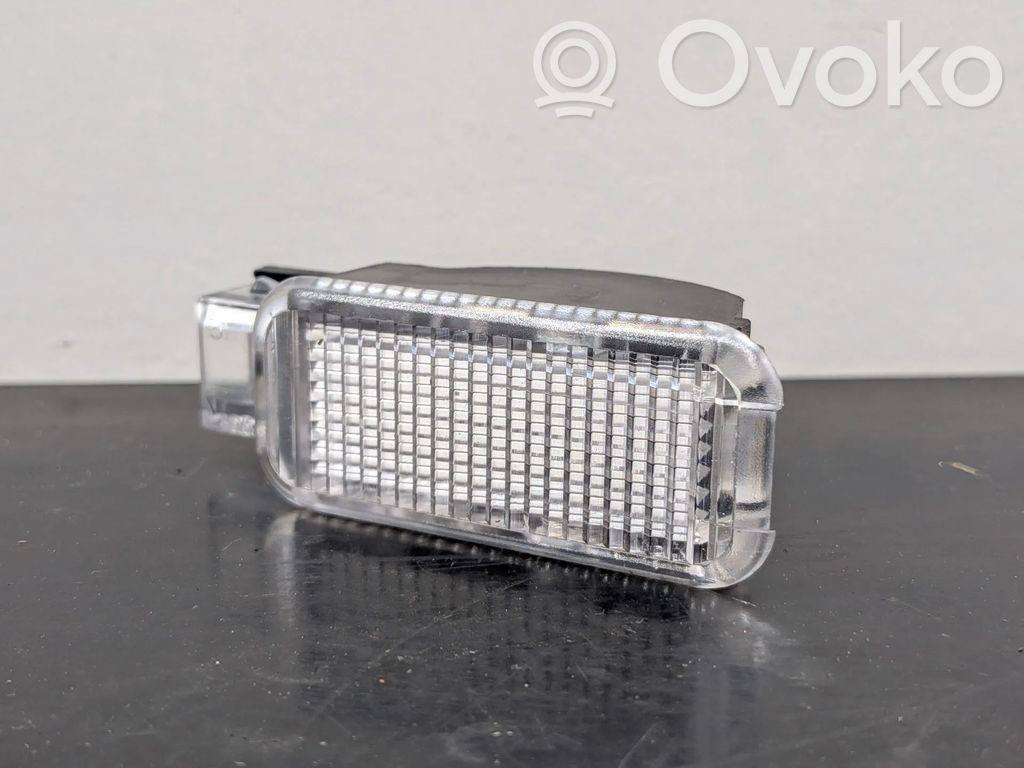Muu sisävalo   4B0947415A