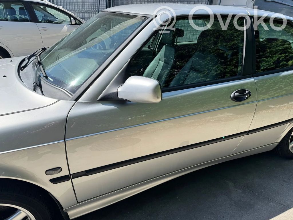 Saab 9-5 Puerta delantera 