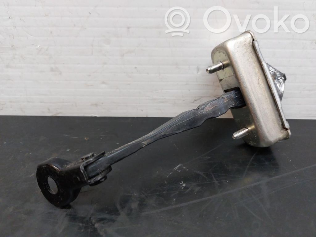 Mazda 6 Etuoven pidätin 