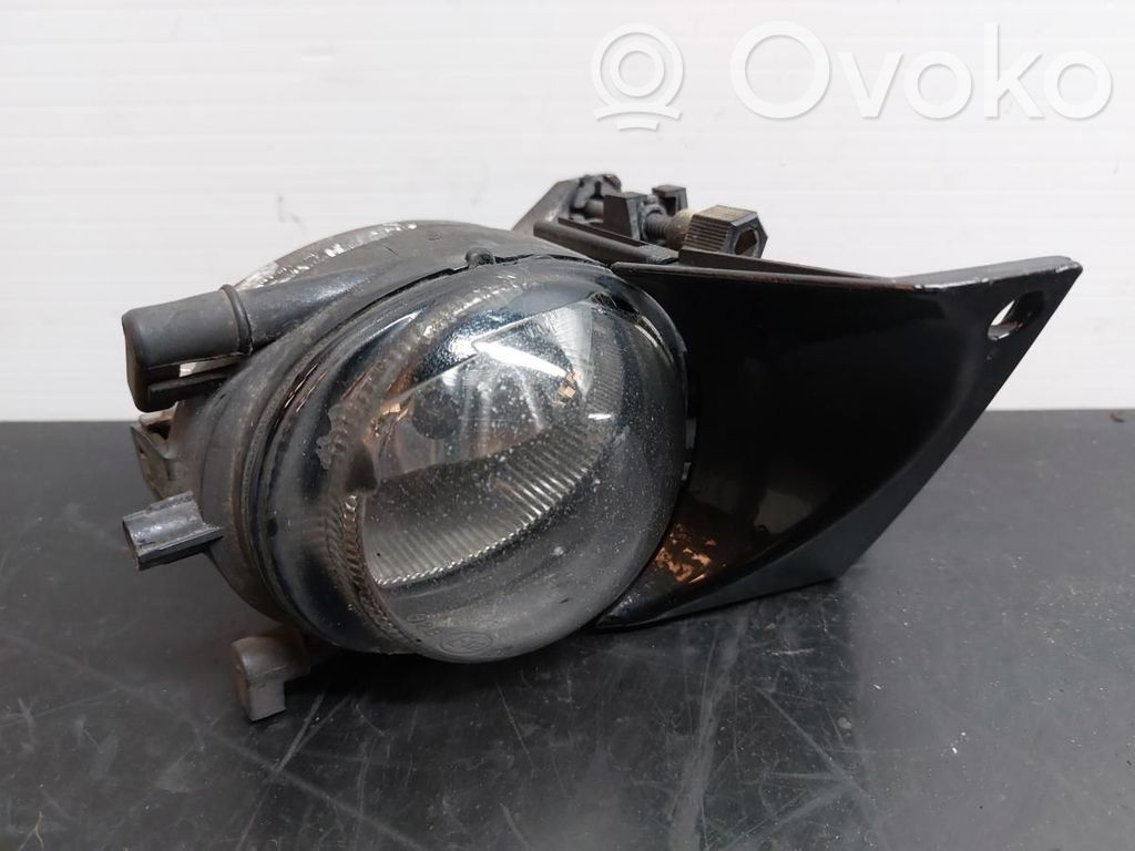 BMW 5 E39 Miglas lukturis aizmugurē 