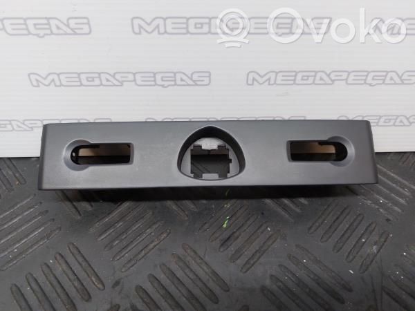 Moldura del panel   8200071224,8200069055,8200071227