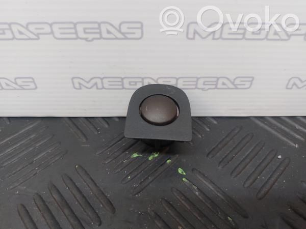 Peugeot 208 II Rain sensor 