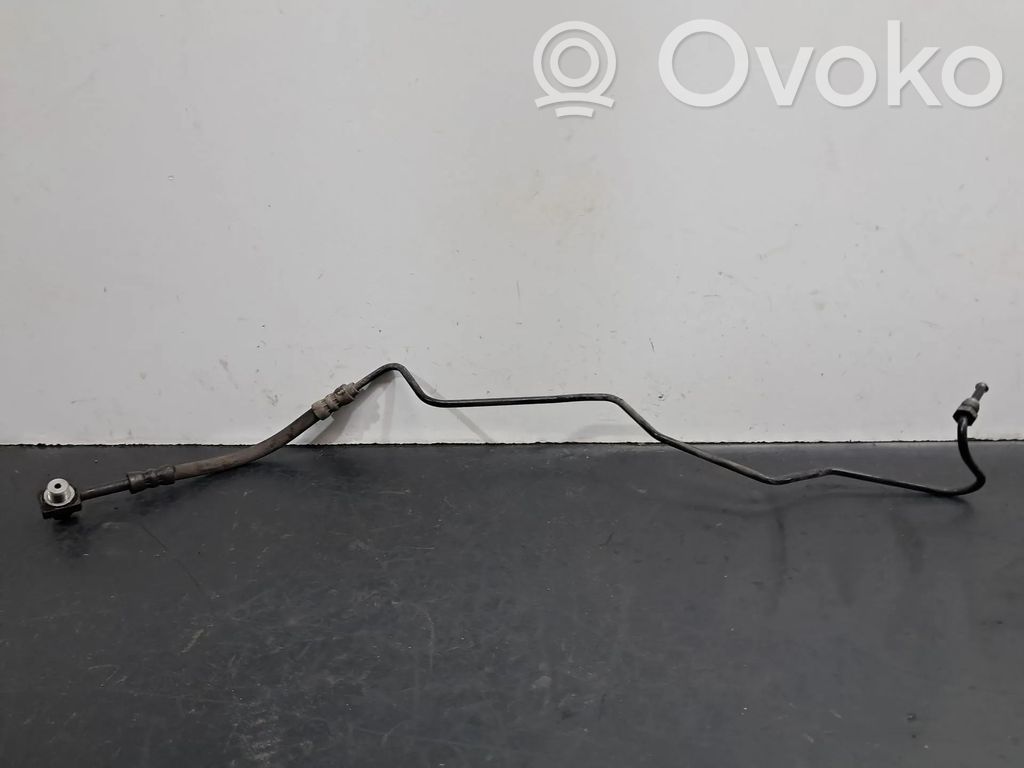 Öljyntäyttöputki   6R0611764F