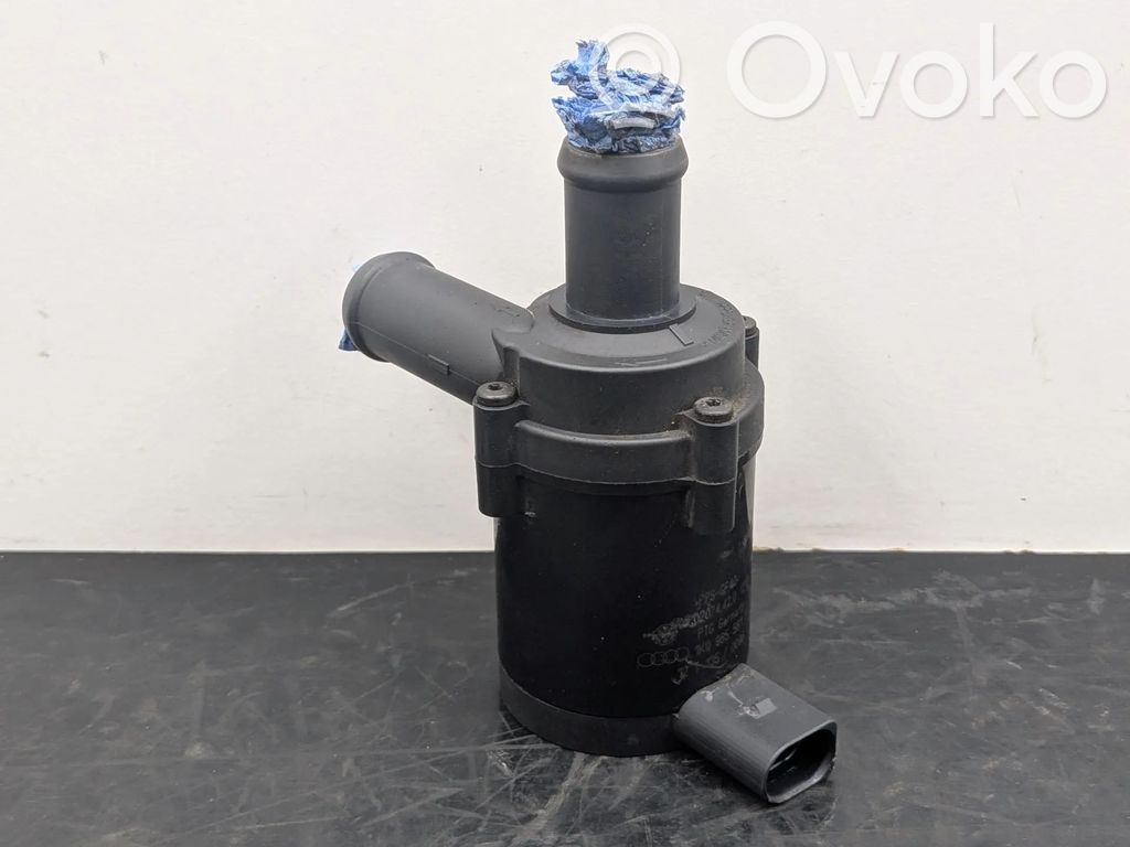Zusatzwasserpumpe   1K0965561F,1K0965561F