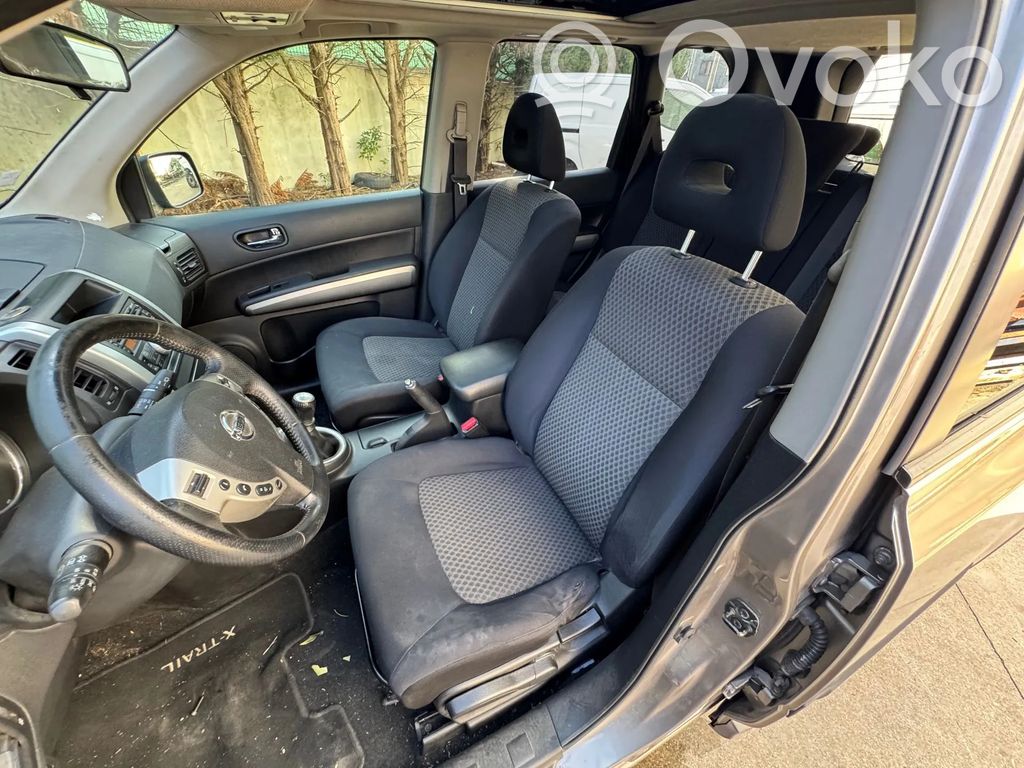 Nissan X-Trail T31 Set sedili 
