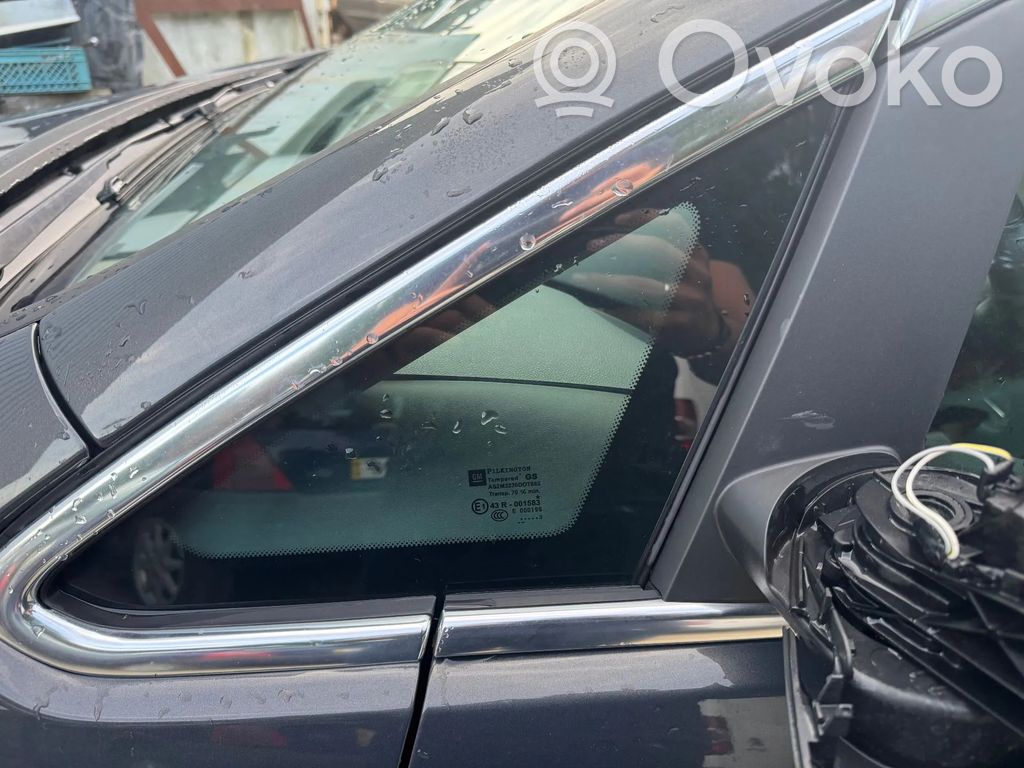 Opel Astra J Etukolmioikkuna/-lasi 