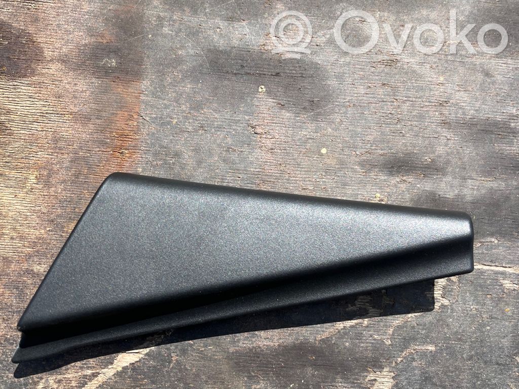 Suzuki SX4 Kita salono detalė 