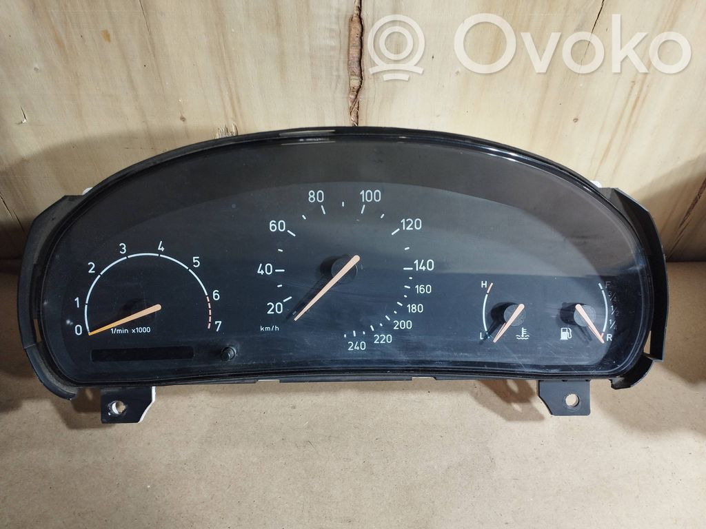 Saab 9-5 Speedometer (instrument cluster) 