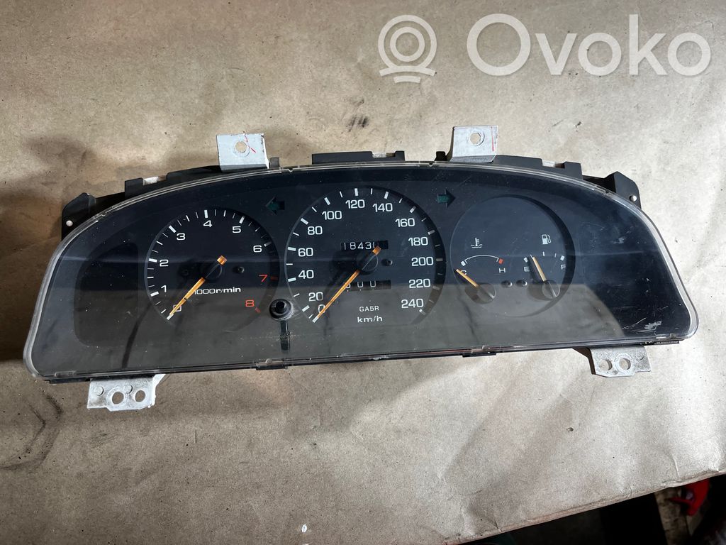 Mazda 626 Speedometer (instrument cluster) 
