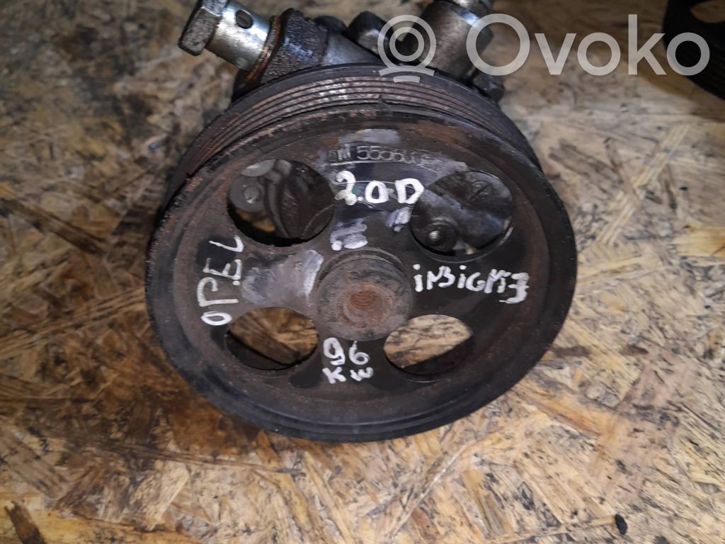 Ohjaustehostimen pumppu