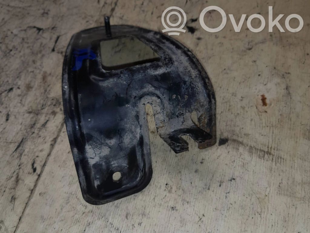 BMW 5 E60 E61 Cits aizmugures šasijas elements 
