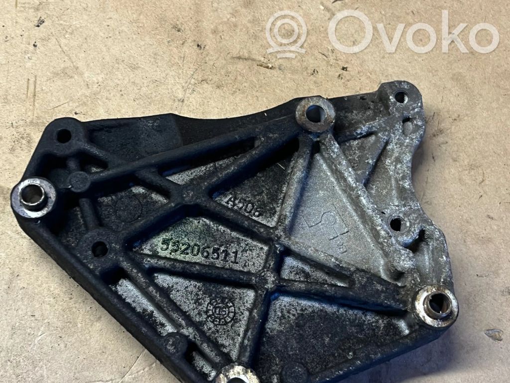 Opel Corsa D Engine mounting bracket 