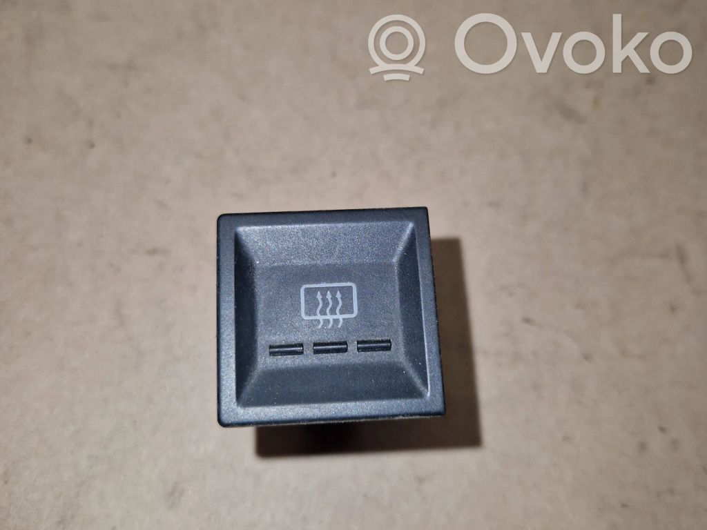 Volkswagen Transporter - Caravelle T5 Windscreen/window heater switch 
