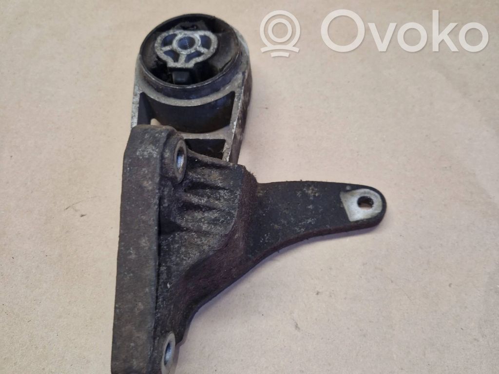 Ford Mondeo Mk III Gearbox mounting bracket 
