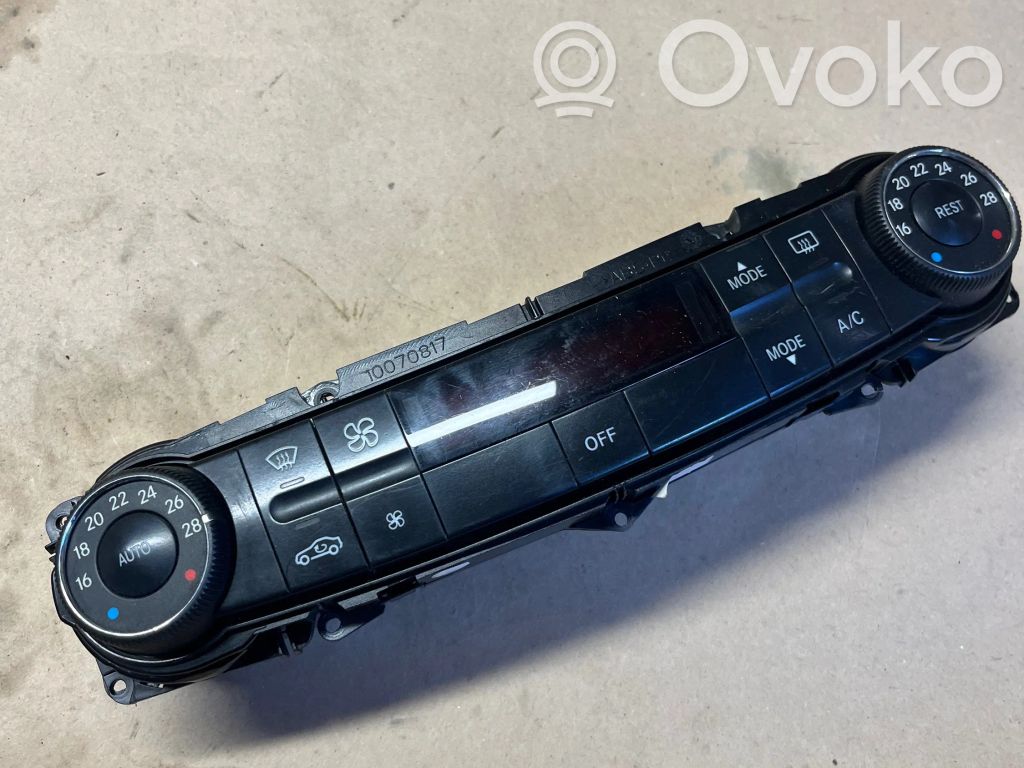 Mercedes-Benz E W211 Climate control unit 